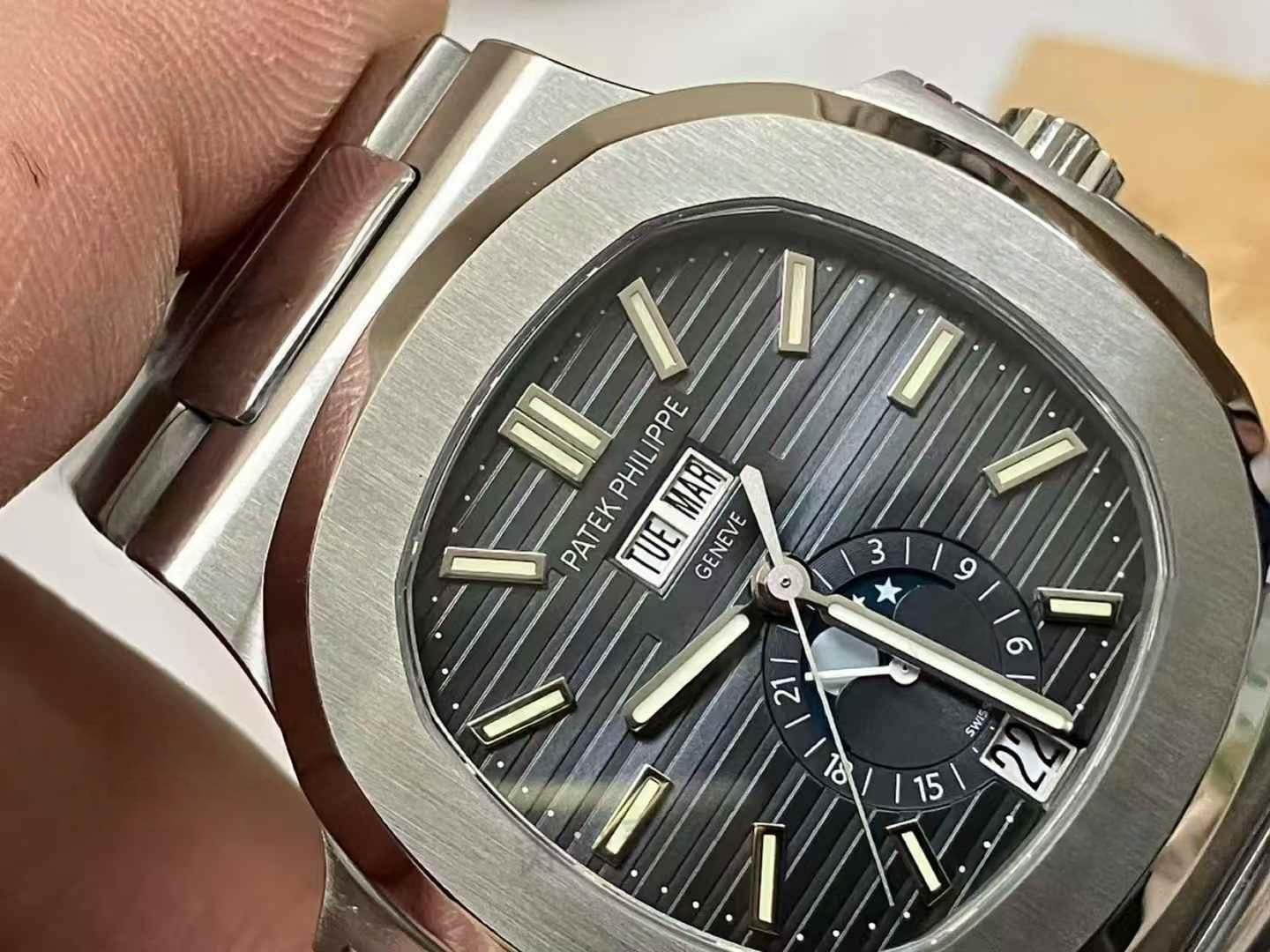 PPF Factory Patek Philippe 5726 Nautilus işçiliği nasıl? Orijinaline benzerliği ne kadar? — 5. fotoğraf