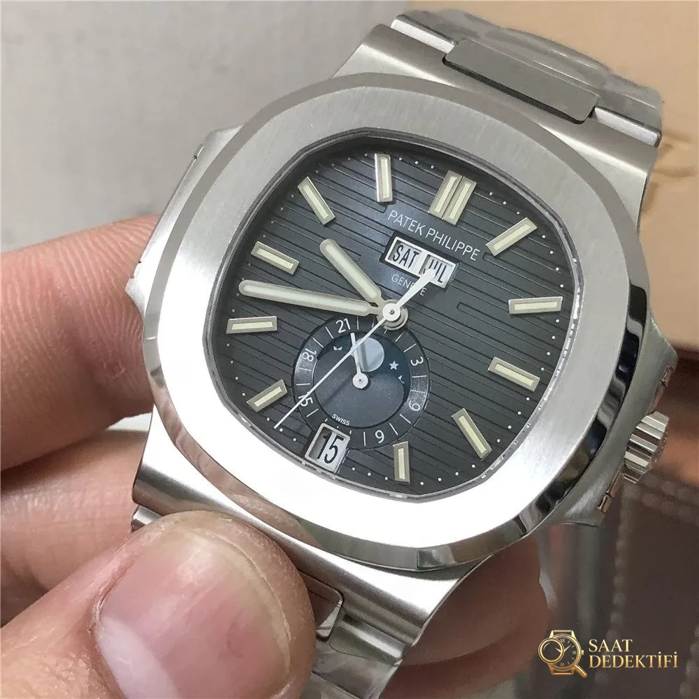 PPF Factory Patek Philippe 5726 Nautilus yıllık takvim ay evreli modelin orijinale yakınlığı nasıl? - Kasa Profili ve Kurma Kolu İncelemesi