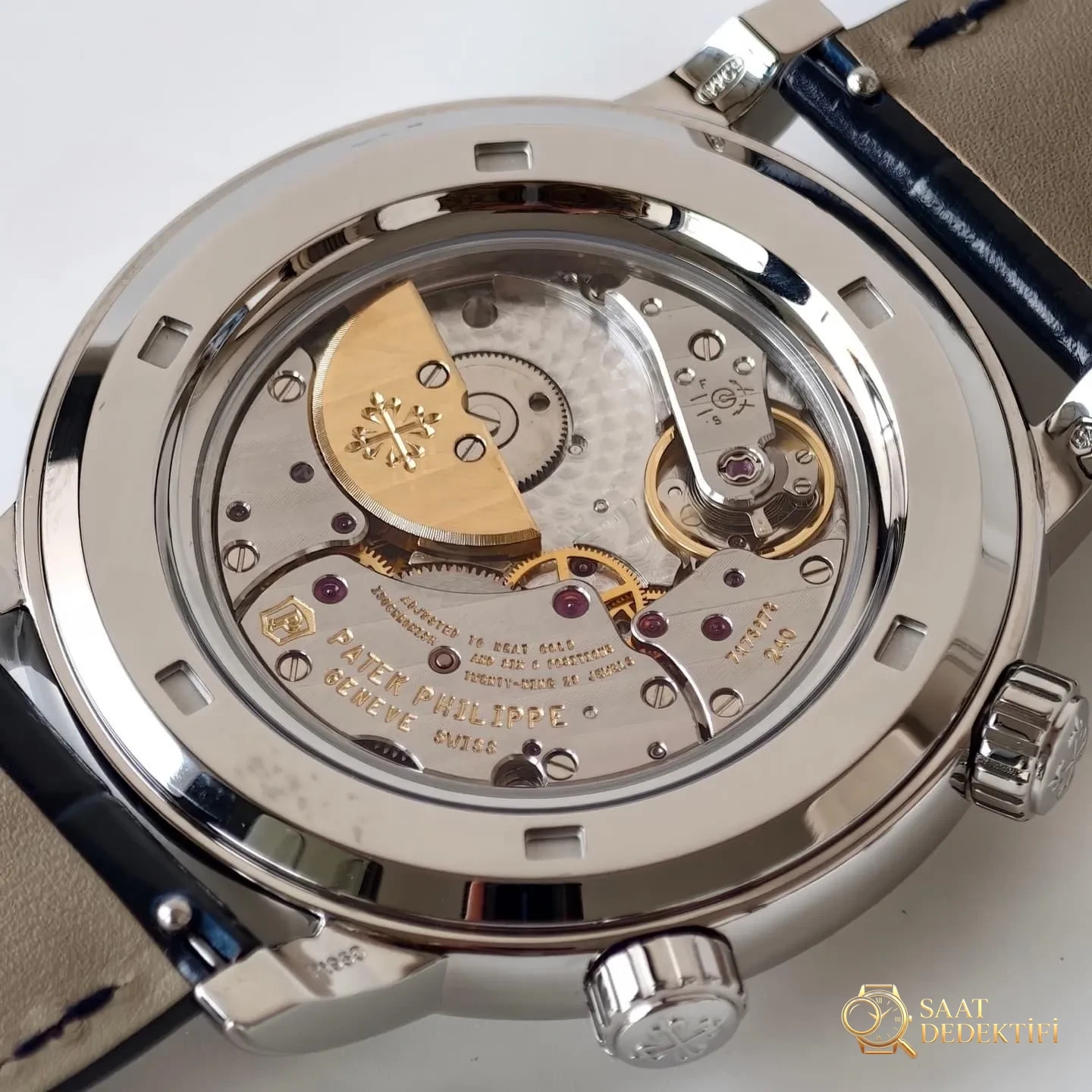 PPF Factory Patek Philippe 6102 Sky Moon: How are the details and craftsmanship of the star map? - Wrist Position and Case Proportion