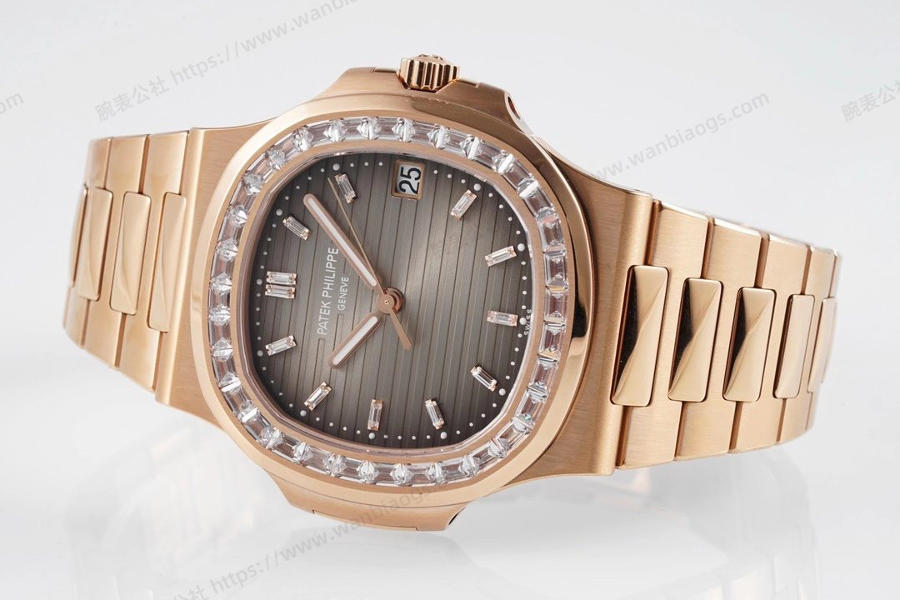 PPF Factory Patek Philippe Nautilus Sport Elegance Serisi 5711R-001 Roze Altın Elmas Taşlı İnceleme — 5. fotoğraf