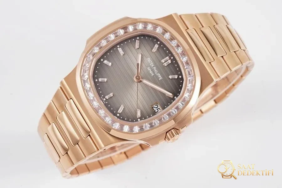 PPF Factory Patek Philippe Nautilus Sport Elegance Serisi 5711R-001 Roze Altın Elmas Taşlı İnceleme - Makro Kadran ve İndeks İşçiliği