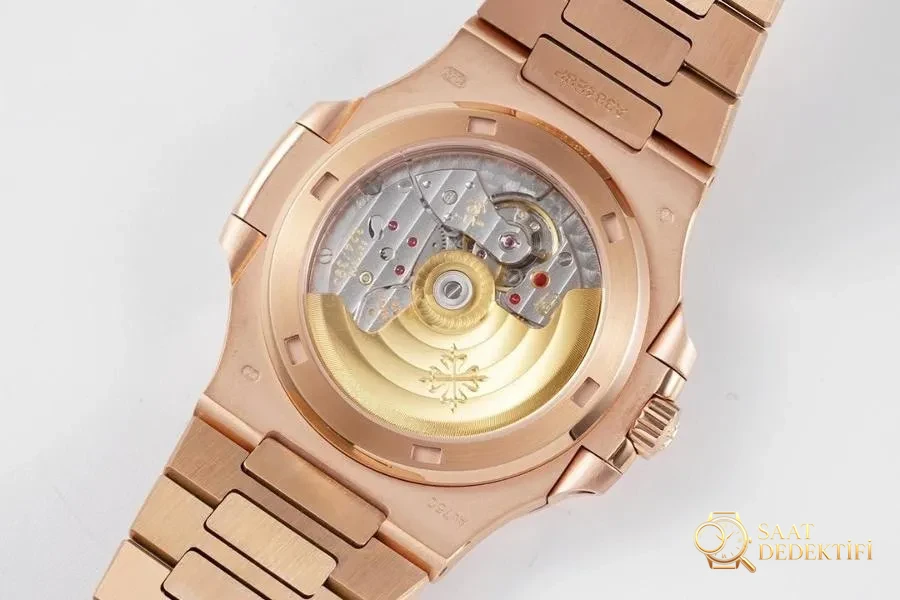 PPF Factory Patek Philippe Nautilus Sport Elegance Serisi 5711R-001 Roze Altın Elmas Taşlı İnceleme - Klips Kilidi ve Lazer Damgalar