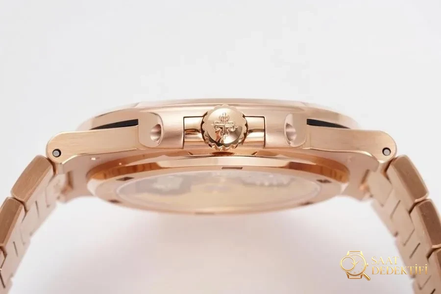 PPF Factory Patek Philippe Nautilus Sport Elegance Serisi 5711R-001 Roze Altın Elmas Taşlı İnceleme - Bilekte Duruş ve Kasa Orantısı