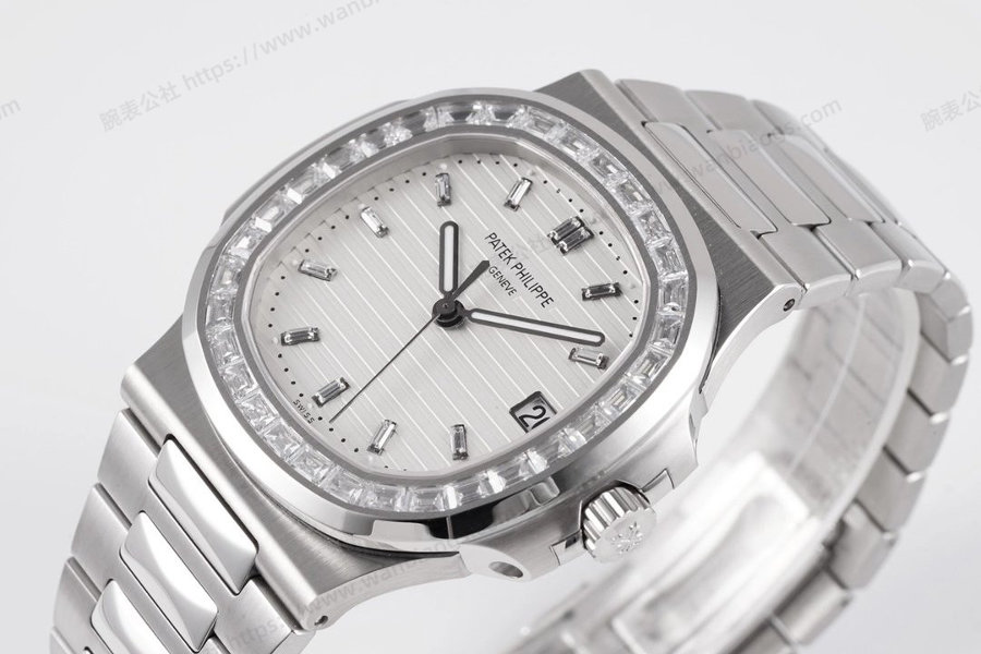 PPF Factory Patek Philippe Sport Elegance Serisi 5711/1A 010 Beyaz Kadran Elmas Kakmalı Nautilus İncelemesi — 4. fotoğraf