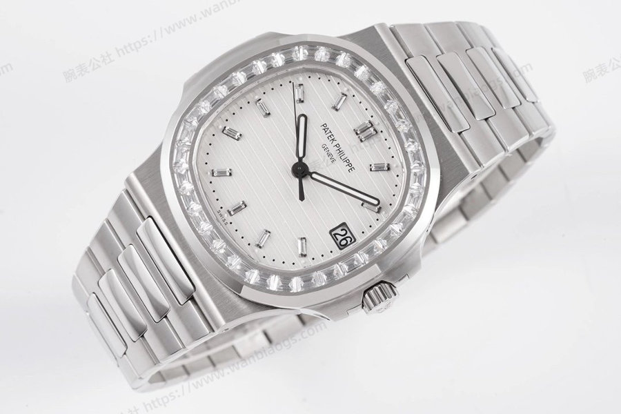 PPF Factory Patek Philippe Sport Elegance Serisi 5711/1A 010 Beyaz Kadran Elmas Kakmalı Nautilus İncelemesi — 6. fotoğraf