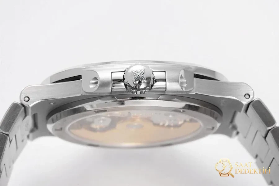 PPF Factory Patek Philippe Sport Elegance Serisi 5711/1A 010 Beyaz Kadran Elmas Kakmalı Nautilus İncelemesi - Bilekte Duruş ve Kasa Orantısı