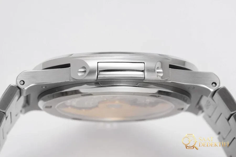 PPF Factory Patek Philippe Sport Elegance serisi 5711/1A 010 gri-mavi elmas kakmalı Nautilus kol saati incelemesi - Bilekte Duruş ve Kasa Orantısı