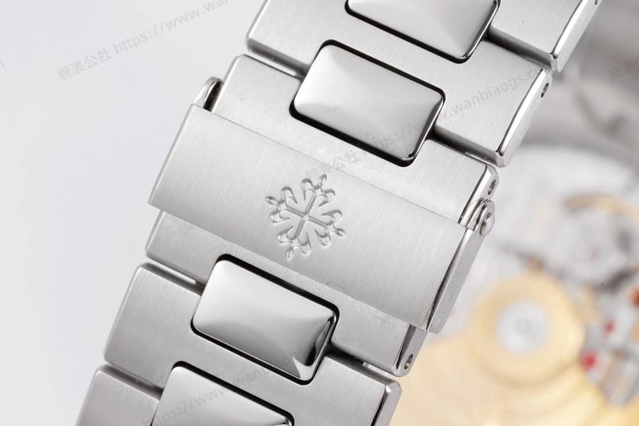 PPF Factory Patek Philippe Sport Elegance serisi 5711/1A 010 gri-mavi elmas kakmalı Nautilus kol saati incelemesi — 9. fotoğraf