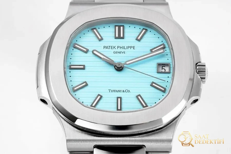 PPF Factory Patek Philippe ve Tiffany & Co. iş birliğinin 170. yılına özel Nautilus 5711 birliktelik modelinin incelemesi - Kasa Profili ve Kurma Kolu İncelemesi