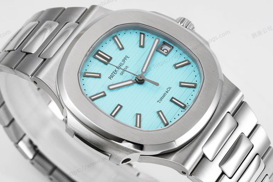 PPF Factory Patek Philippe ve Tiffany & Co. iş birliğinin 170. yılına özel Nautilus 5711 birliktelik modelinin incelemesi — 4. fotoğraf