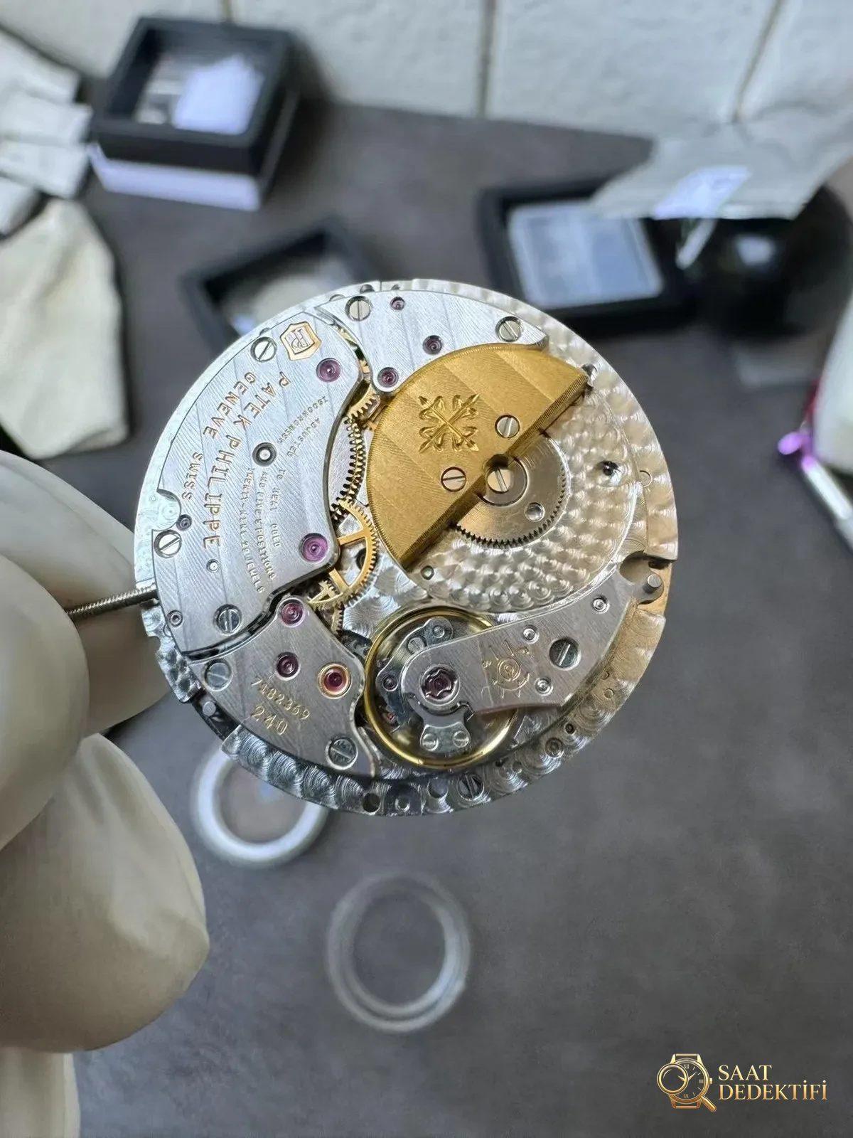 PPF Nautilus Moon Phase 5712 - Tepe Koruması ve Ayar Fonksiyonu