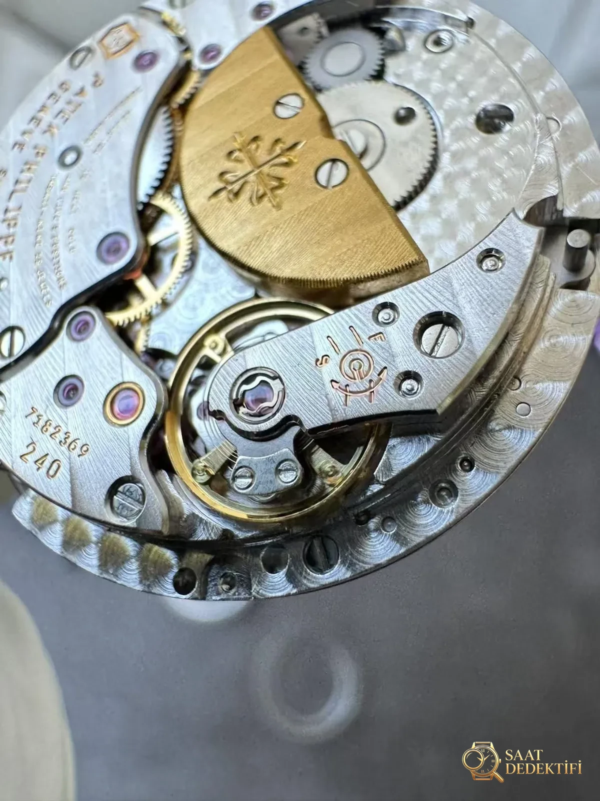 PPF Nautilus Moon Phase 5712 - Toka İçi Mikro Ayar Mekanizması