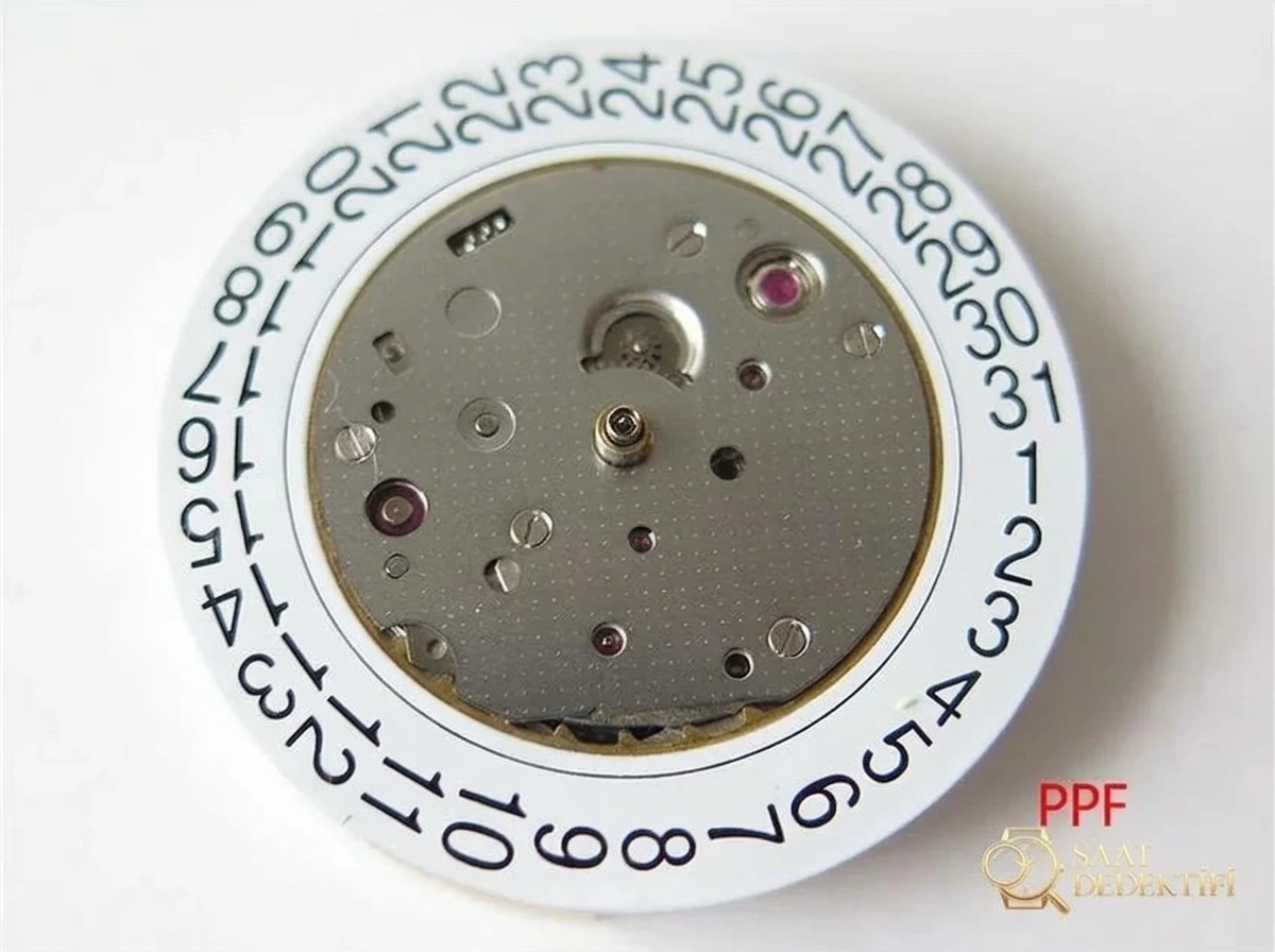 PPF Nautilus V4 versiyonu beyaz kadran deri kayış - Kadran İbreleri ve Saniye Akışı
