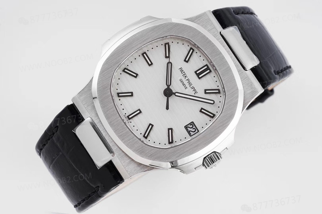 PPF Nautilus V4 versiyonu beyaz kadran deri kayış — 45. fotoğraf