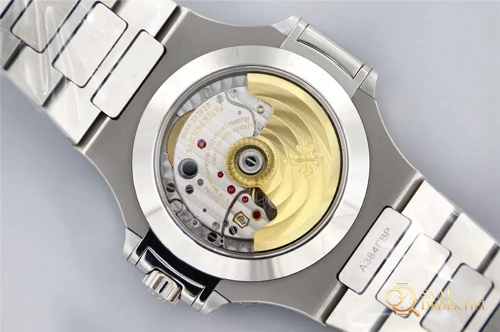 PPF Patek Philippe 5726 Nautilus yıllık takvim ay evreli replika saatin işçiliği nasıl? - Makro Kadran ve İndeks İşçiliği