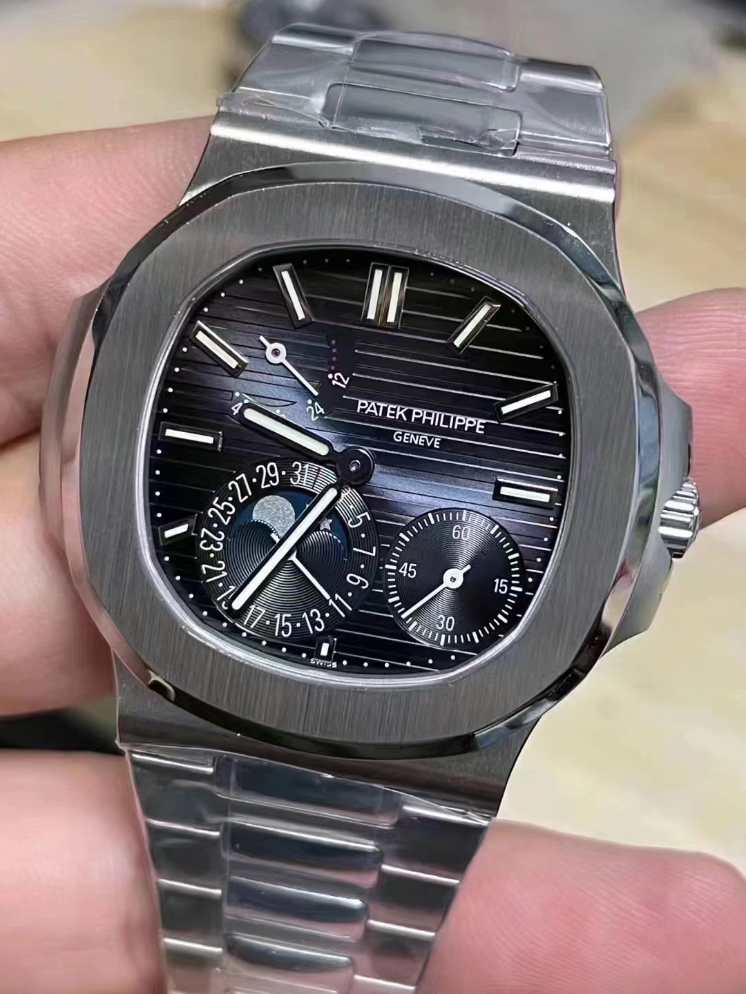 V2 Nautilus 5712 Mavi Kadran