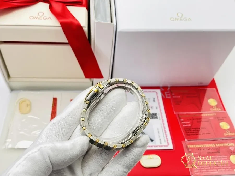 QTQ Factory Omega Xiaohongshu popüler modeli, dördüncü nesil Constellation ölümsüz klasik model - Kadran Detayı ve Bezel İşçiliği