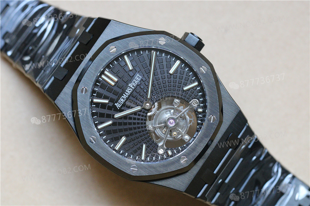 R8 Factory Audemars Piguet Royal Oak Black Warrior V3 Sürümü: Tourbillon Gümüş-Beyaza Yükseltildi — 1. fotoğraf