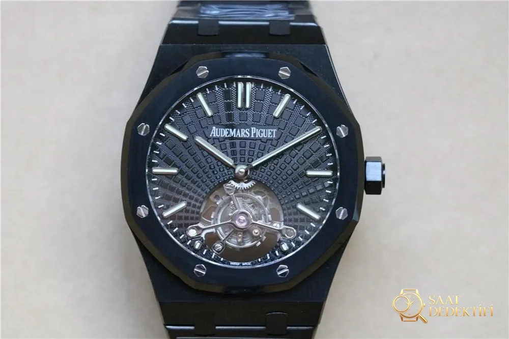 R8 Factory Audemars Piguet Royal Oak Black Warrior V3 Sürümü: Tourbillon Gümüş-Beyaza Yükseltildi - Kadran Detayı ve Bezel İşçiliği