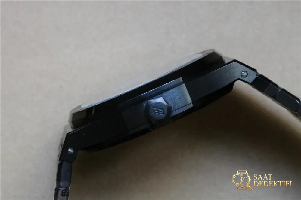R8 Factory Audemars Piguet Royal Oak Black Warrior V3 Sürümü: Tourbillon Gümüş-Beyaza Yükseltildi - Makro Kadran ve İndeks İşçiliği
