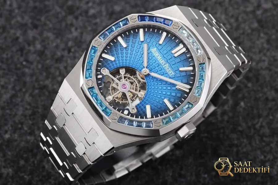 R8 Factory Audemars Piguet Royal Oak Serisi AP26521PT.YY.1220PT.01 (Tourbillon) V3 Versiyonu İnceleme - Kadran Detayı ve Bezel İşçiliği