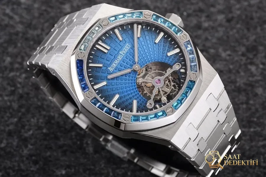 R8 Factory Audemars Piguet Royal Oak Serisi AP26521PT.YY.1220PT.01 (Tourbillon) V3 Versiyonu İnceleme - Kasa Profili ve Kurma Kolu İncelemesi