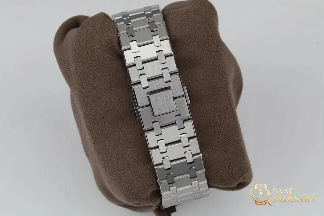 R8 Factory Audemars Piguet Royal Oak Tourbillon V2 Yükseltilmiş Sürüm, Beyaz Kasa Mavi Kadran - Mekanizma Zemberek ve Balans Detayı