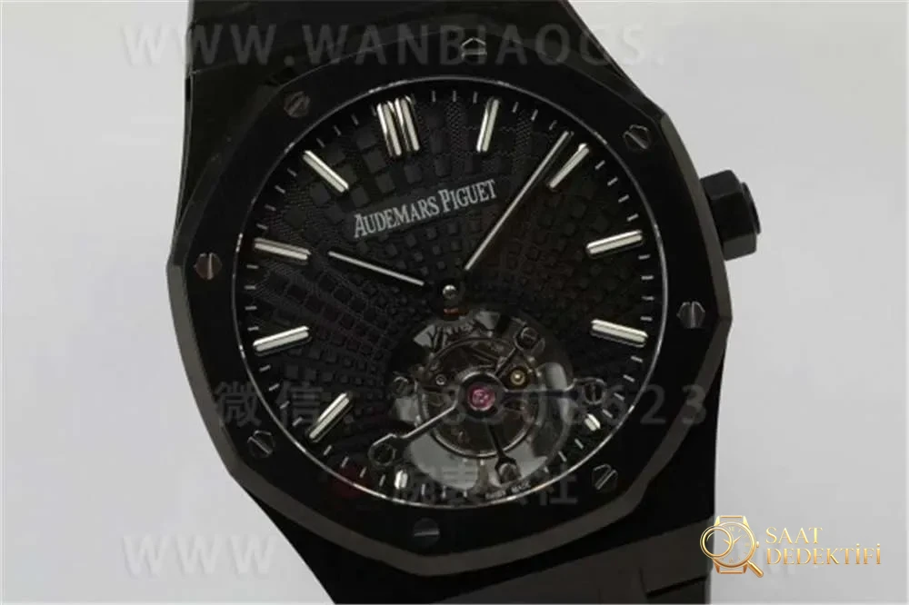 R8 Factory Audemars Piguet Tourbillon V2 Version Update Review - Wrist Fit and Case Proportion