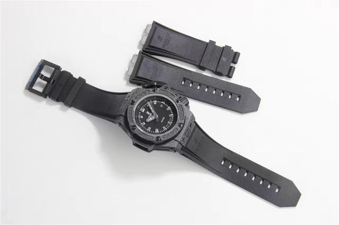 Hublot King Power Diver 4000m Replika Saat