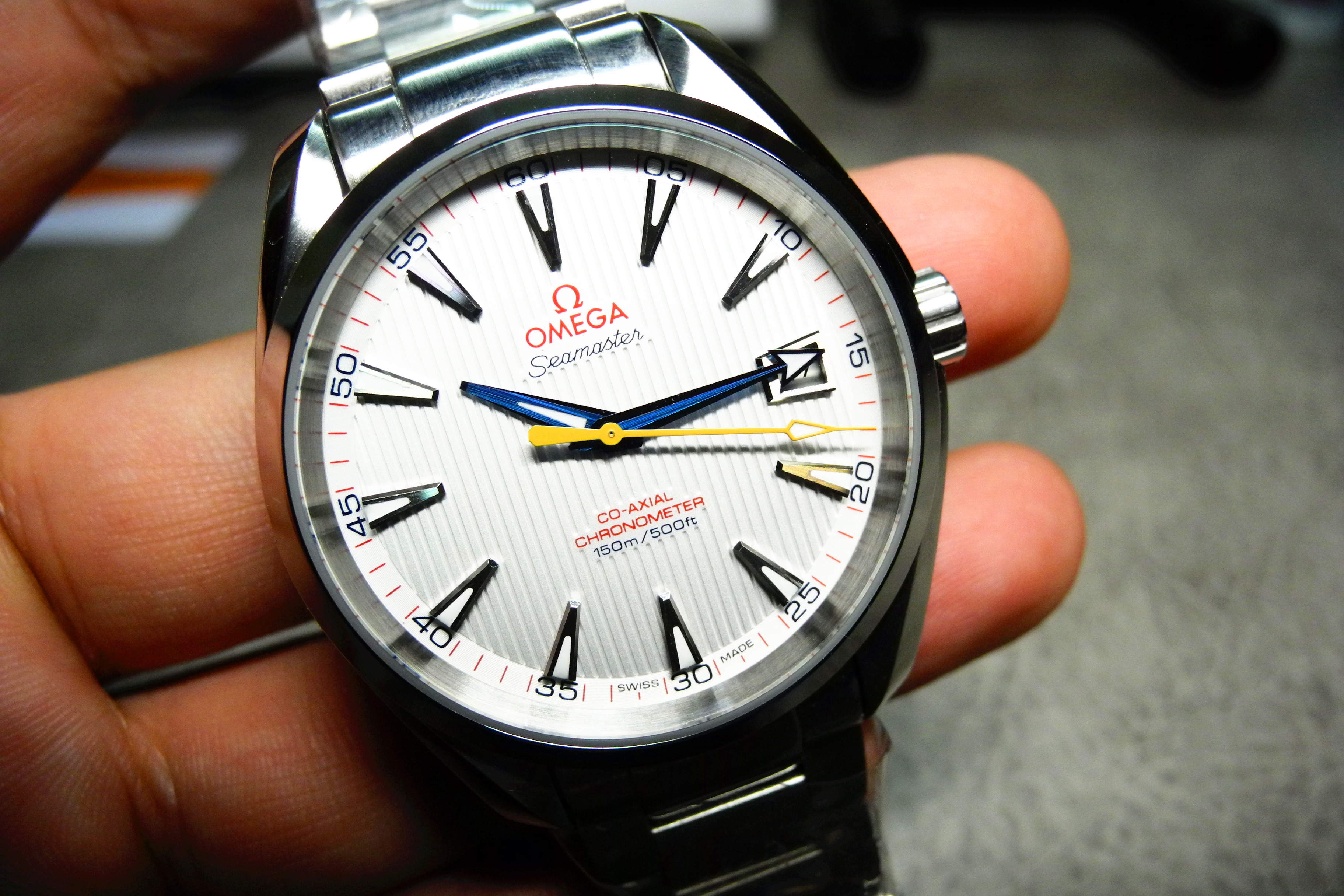 Omega Aqua Terra 150M Beyaz Kadran