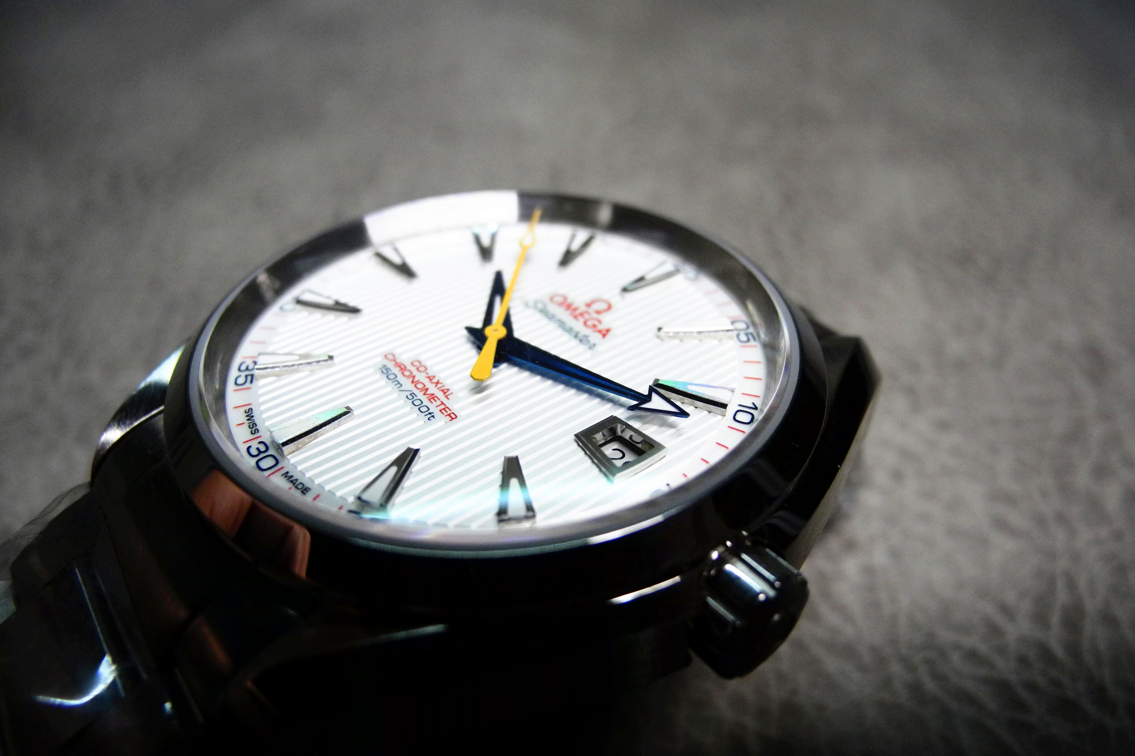 Omega Aqua Terra 150M Mavi Hand