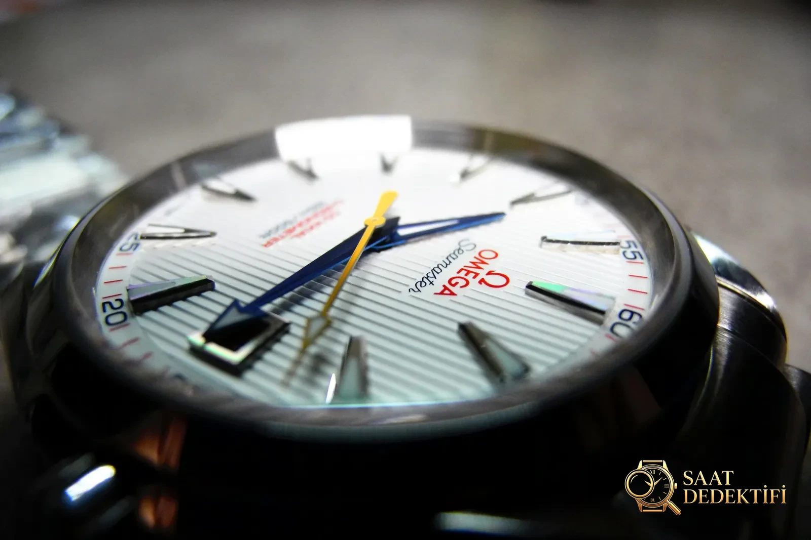 Omega Aqua Terra 150M Straiped Kadran