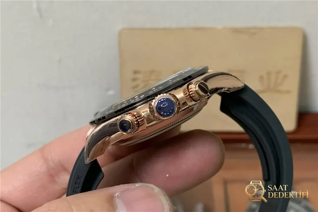 Replika 4130 mekanizmasının gelişim tarihi – BT Factory Rolex Daytona çikolata kadran gerçek çekim fotoğrafları - Bilekte Duruş ve Kasa Orantısı