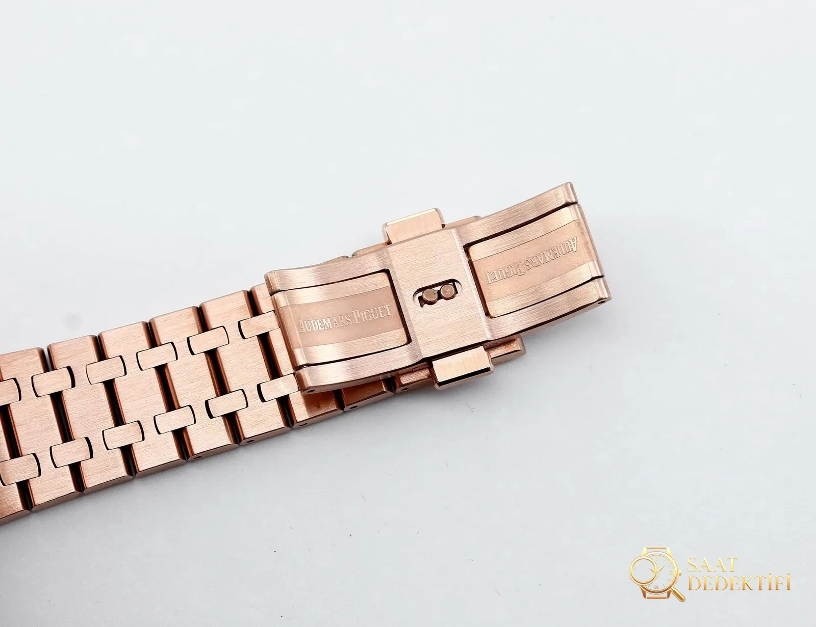 Replika dünyasının zirve yapımı! BBS Factory 2025 gururla sunar — Audemars Piguet Royal Oak otomatik kurulumlu uçan tourbillon kol saati - Cam Yansıma Önleyici (AR) Kaplama