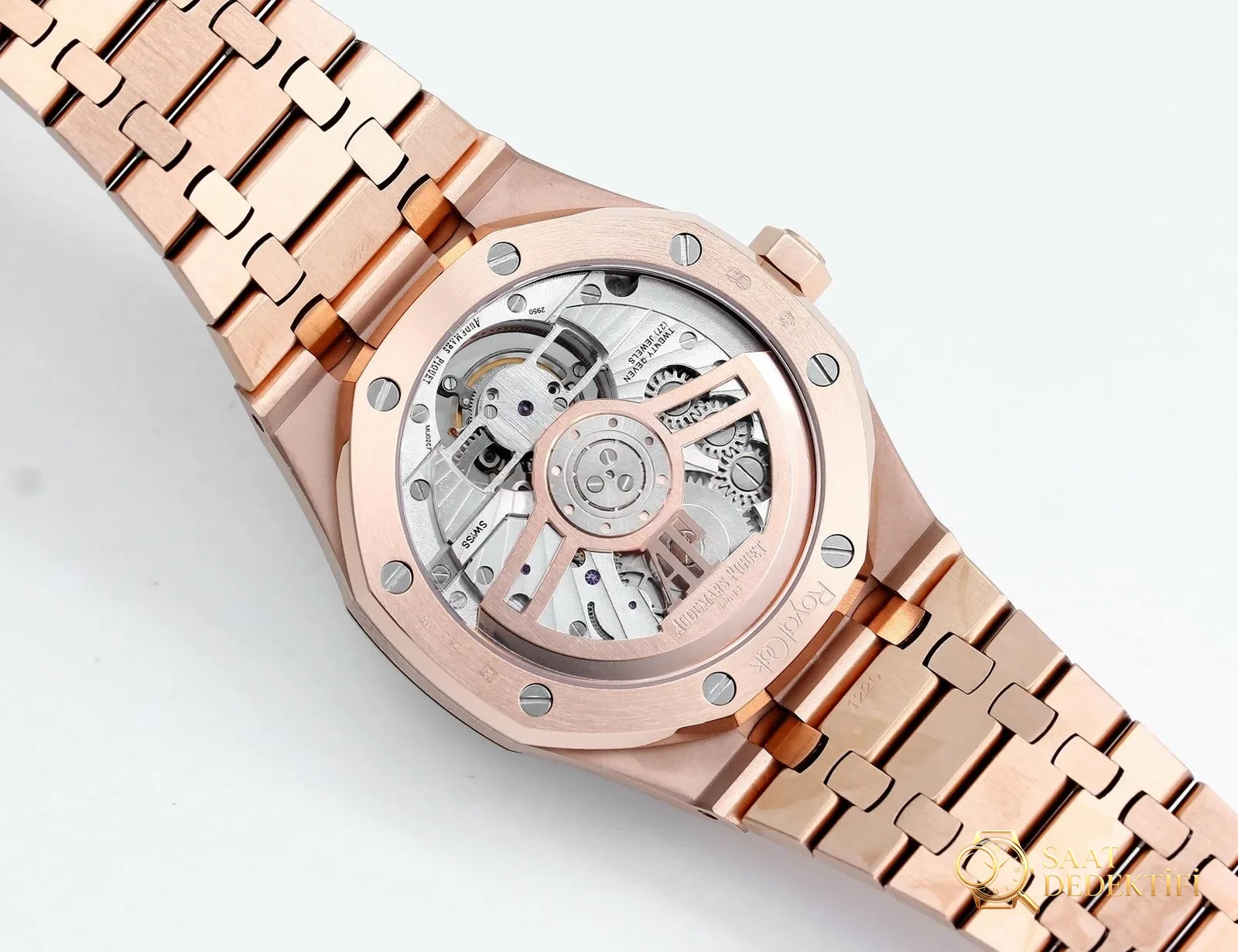 Replika dünyasının zirve yapımı! BBS Factory 2025 gururla sunar — Audemars Piguet Royal Oak otomatik kurulumlu uçan tourbillon kol saati - Kordon Dokusu ve Dikiş Detayları