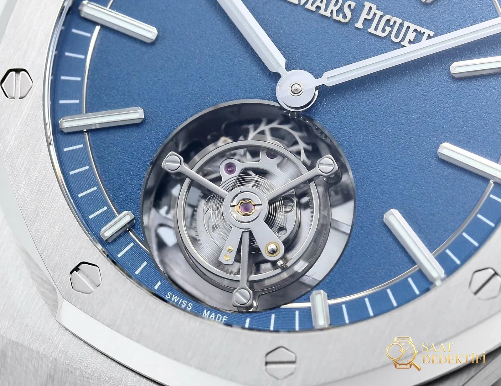 Replika dünyasının zirve yapımı! BBS Factory 2025 gururla sunar — Audemars Piguet Royal Oak otomatik kurulumlu uçan tourbillon kol saati - Kurma Kolu Yivleri ve Tutuş Dokusu