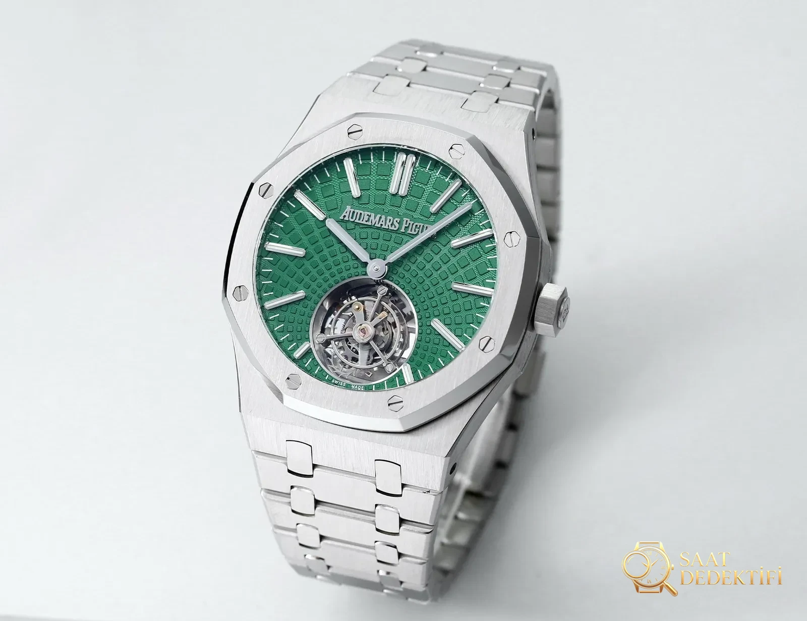 Replika dünyasının zirve yapımı! BBS Factory 2025 gururla sunar — Audemars Piguet Royal Oak otomatik kurulumlu uçan tourbillon kol saati - Kordon Bakla Esnekliği ve Pim Yuvaları