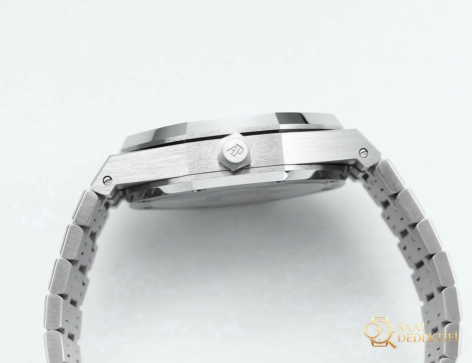 Replika dünyasının zirve yapımı! BBS Factory 2025 gururla sunar — Audemars Piguet Royal Oak otomatik kurulumlu uçan tourbillon kol saati - Arka Safir Cam Altında Kalibre Detayı