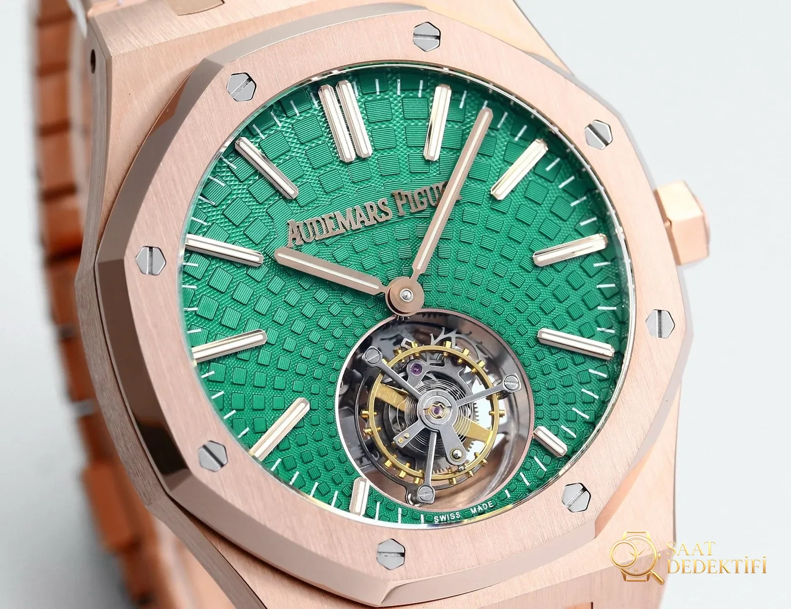 Replika dünyasının zirve yapımı! BBS Factory 2025 gururla sunar — Audemars Piguet Royal Oak otomatik kurulumlu uçan tourbillon kol saati - Bezel Tıklama Hissi ve Numara Dolguları