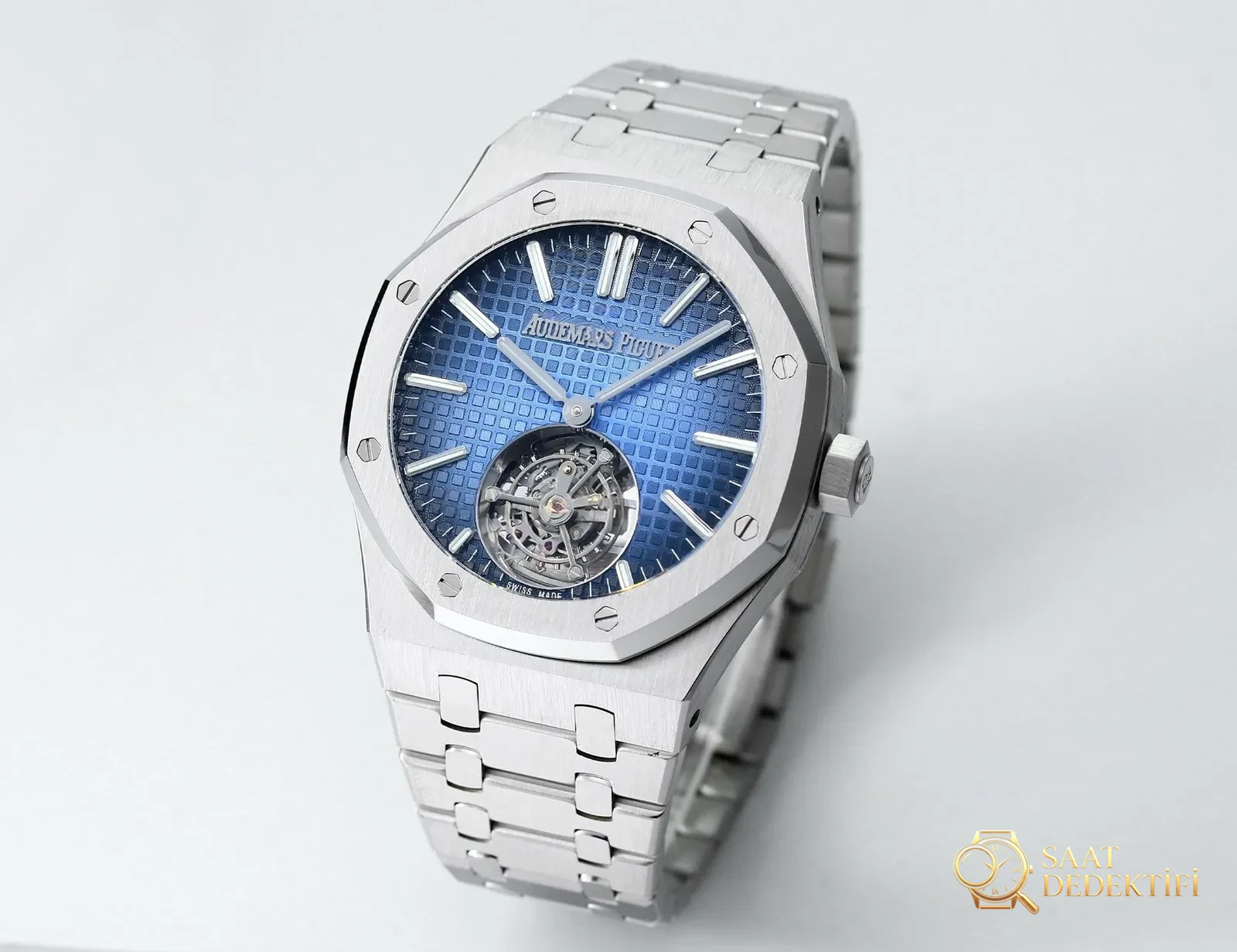 Replika dünyasının zirve yapımı! BBS Factory 2025 gururla sunar — Audemars Piguet Royal Oak otomatik kurulumlu uçan tourbillon kol saati - Kadran Tipografisi ve Yazı Kabartmaları