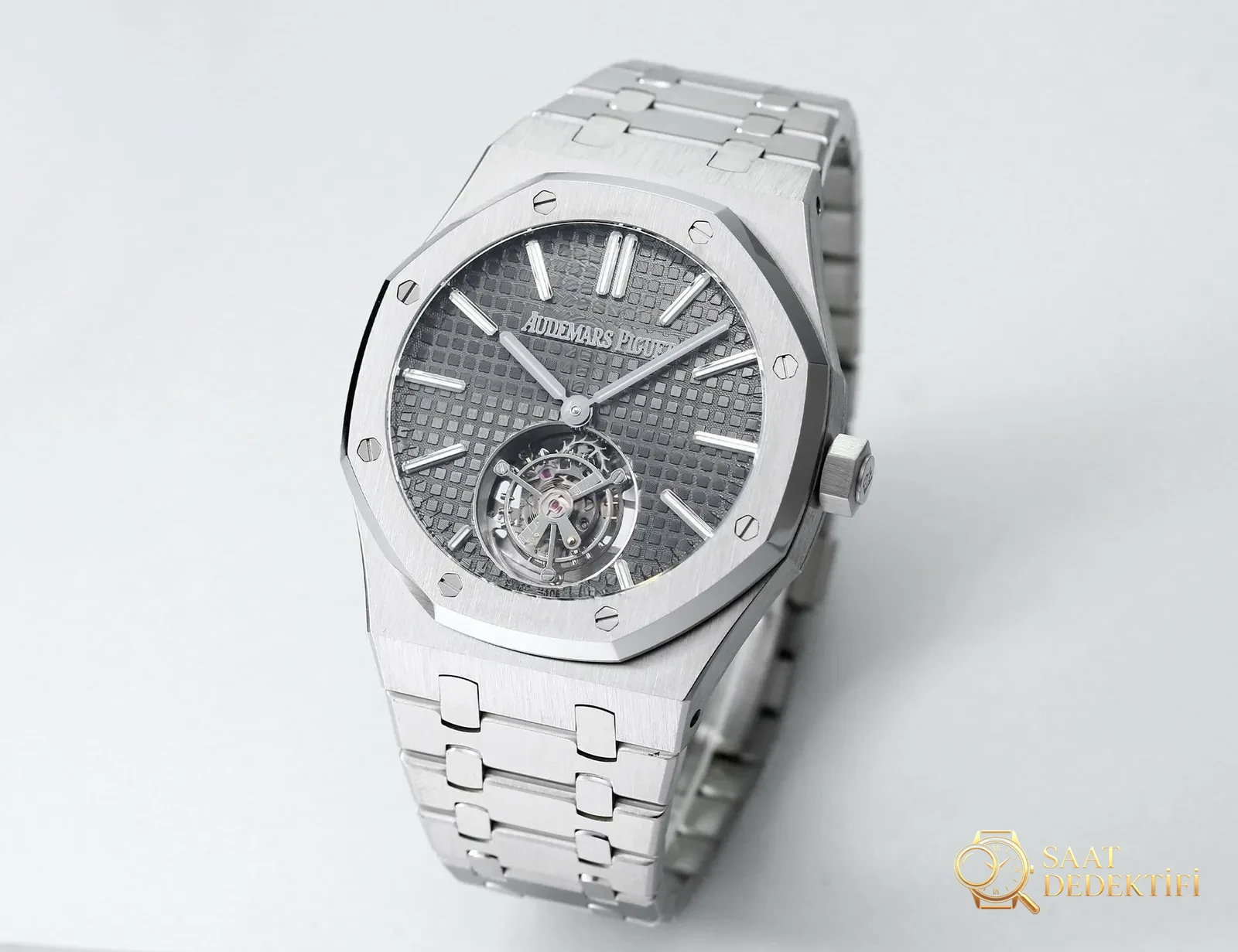Replika dünyasının zirve yapımı! BBS Factory 2025 gururla sunar — Audemars Piguet Royal Oak otomatik kurulumlu uçan tourbillon kol saati - Bezel Rakam Oyukları Platin Dolgusu