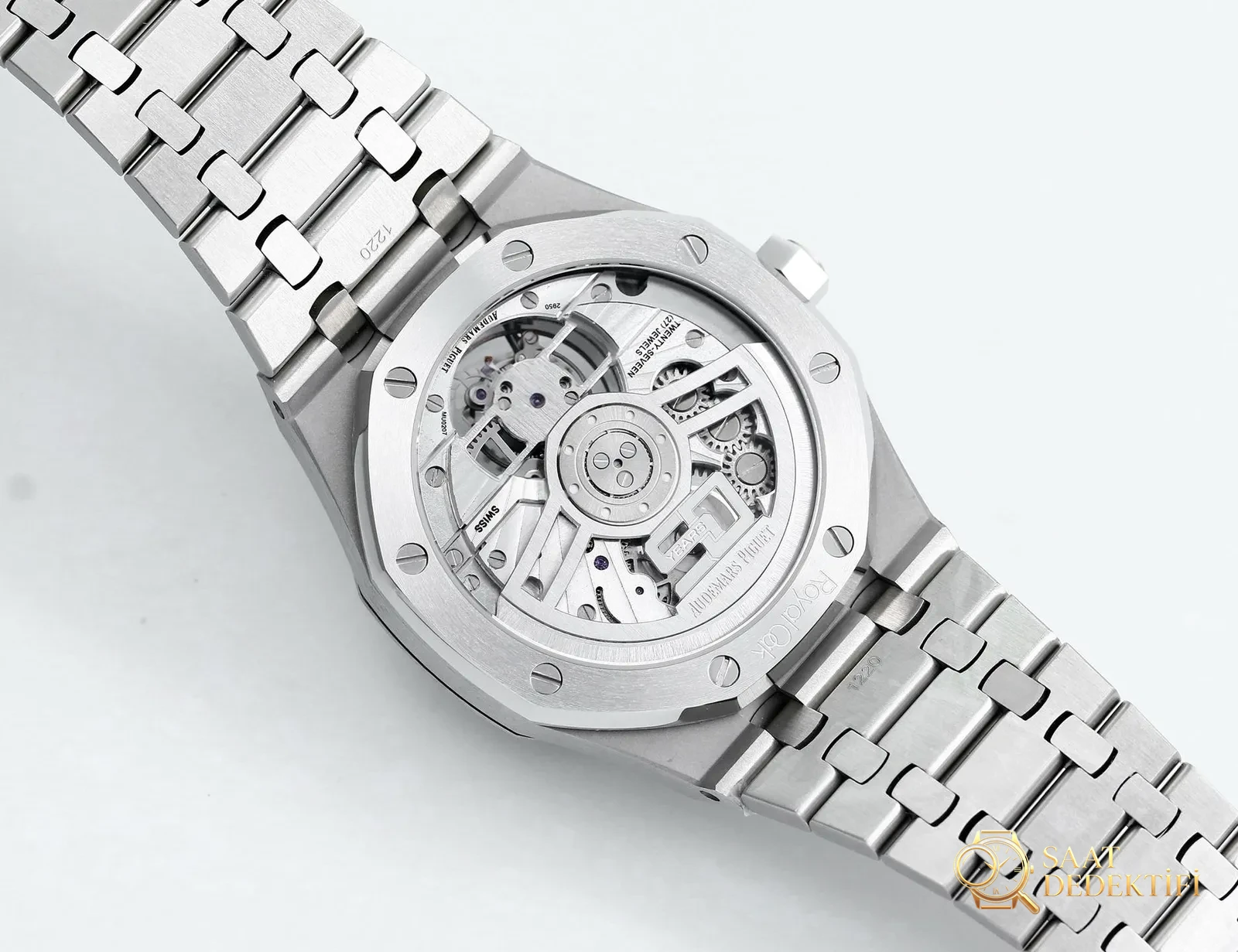 Replika dünyasının zirve yapımı! BBS Factory 2025 gururla sunar — Audemars Piguet Royal Oak otomatik kurulumlu uçan tourbillon kol saati - Kadran Işık Kırılmaları ve Yüzey Dokusu