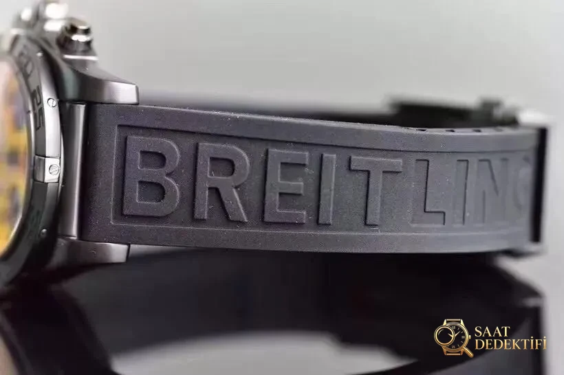Replika GF Factory Breitling mekanik kronograf, sarı kadranlı 44 mm siyah çelik saat almaya değer mi? - Bilekte Duruş ve Kasa Orantısı