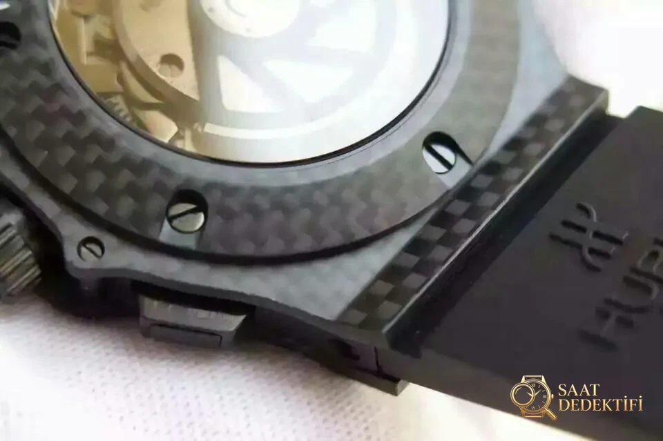 Hublot Karbon Fiber Kasa Arkası