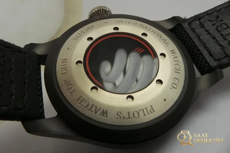 IWC Top Gun Kasa Arkası