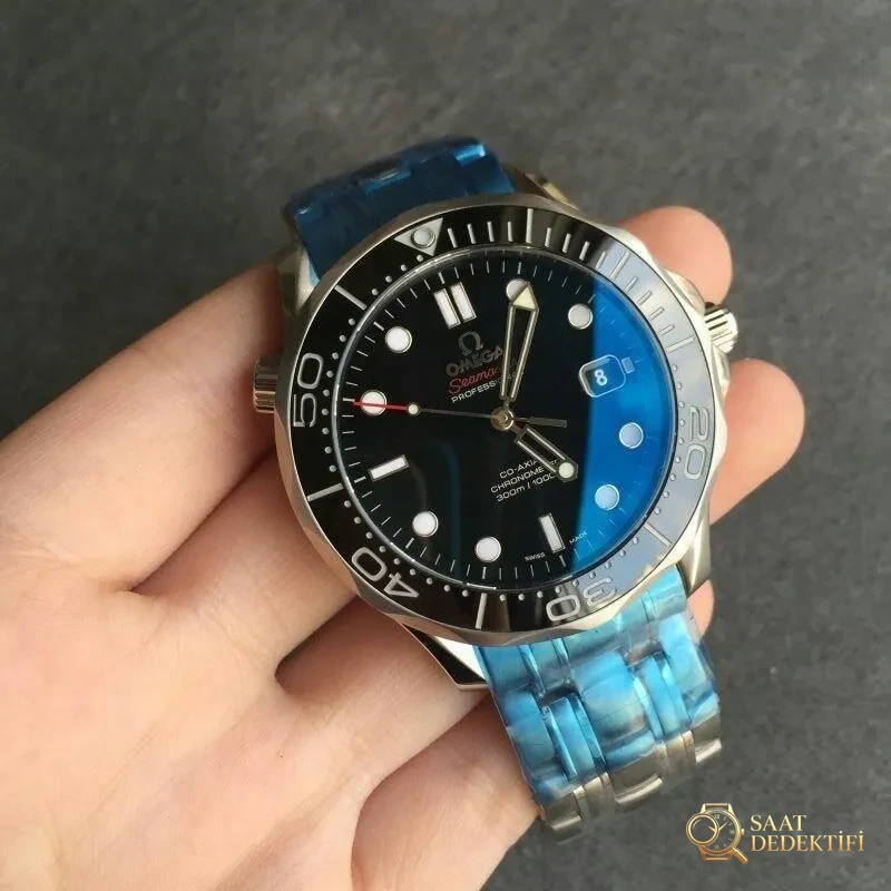 Omega Seamaster Pro 300M Siyah Kadran