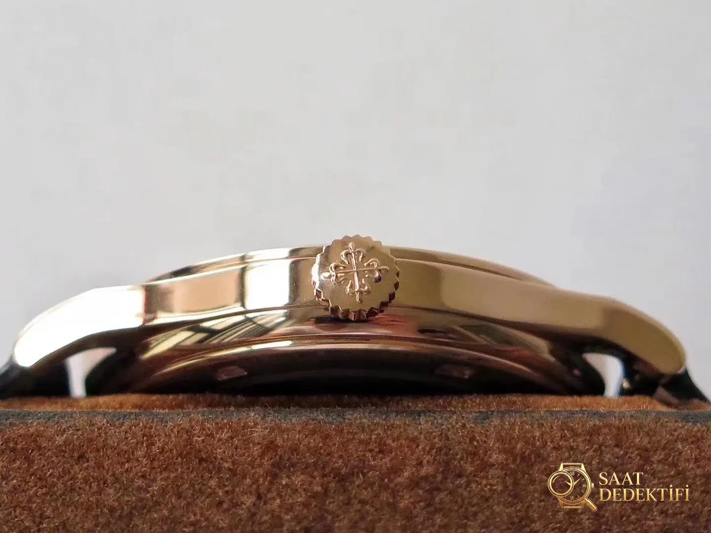 Patek Philippe 5296R Roze Altın Kurma Kolu