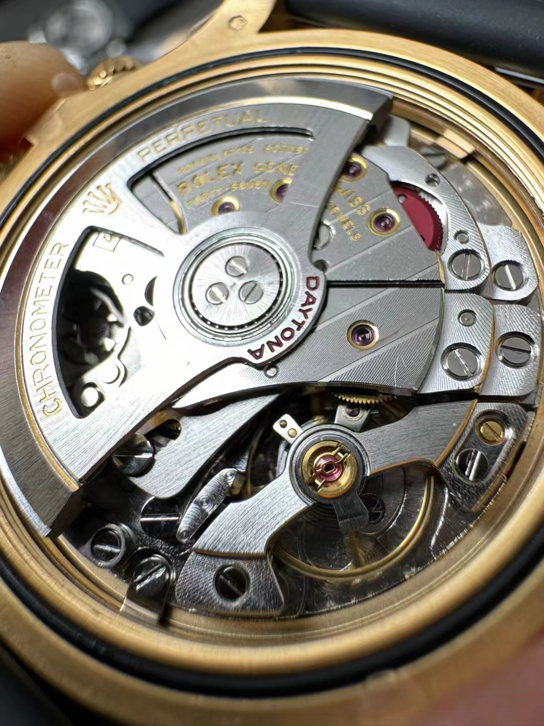 Replika Rolex Daytona: 126518 vs 116518 — 15. fotoğraf