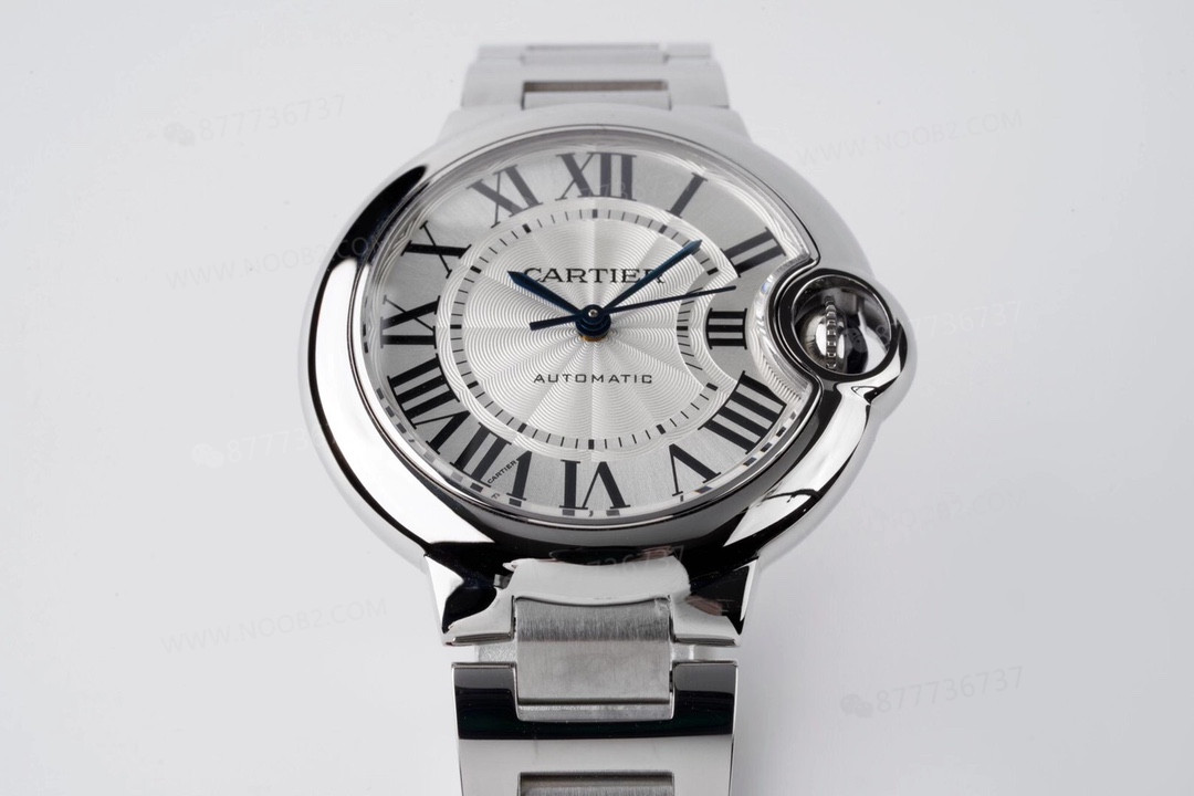 Replika saat AF Factory Cartier Ballon Bleu 33 mm ilk bakışta belli oluyor mu? — 2. fotoğraf