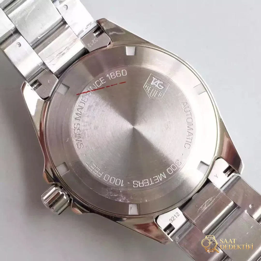 Tag Heuer Aquaracer Kasa Arkası
